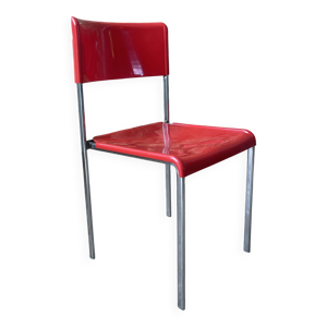 Chaise rouge L303 –