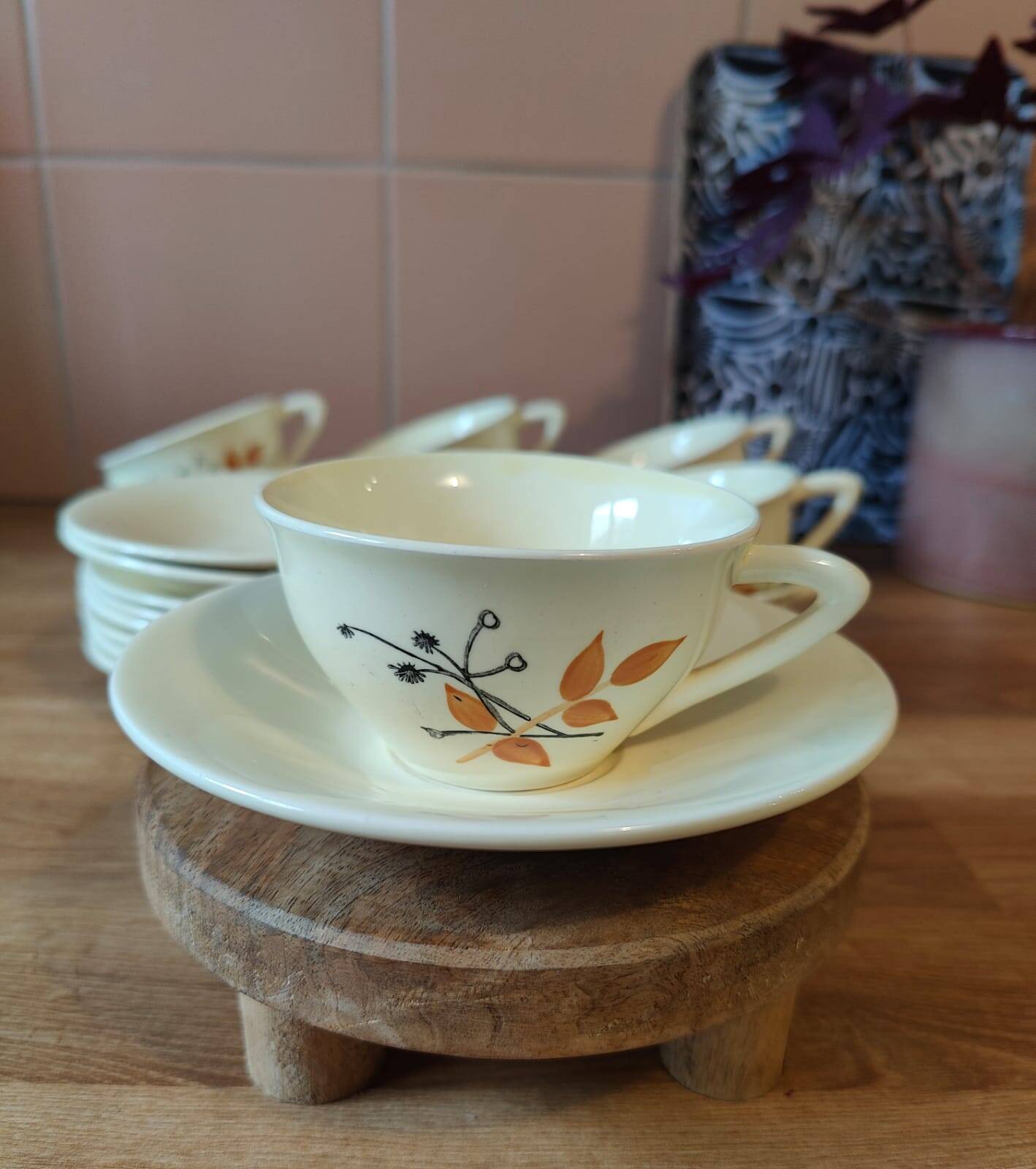 Salins, Mirande cups and saucers