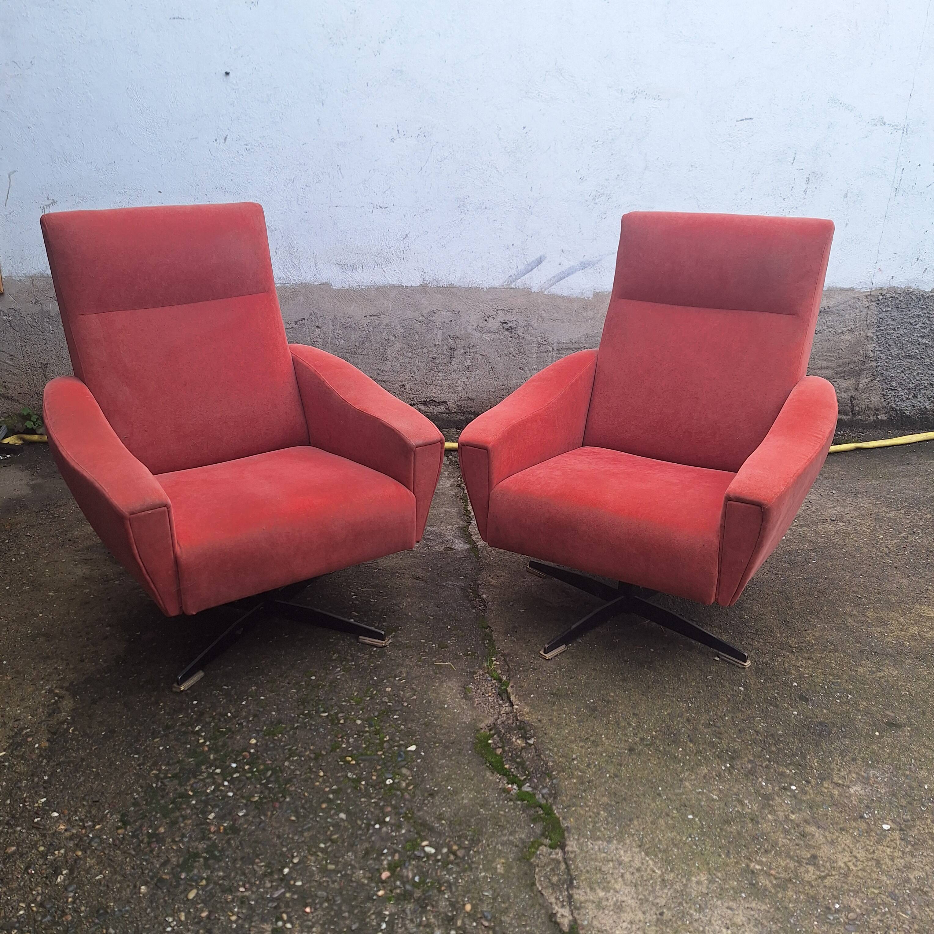 Vintage 1970s armchair, a pair