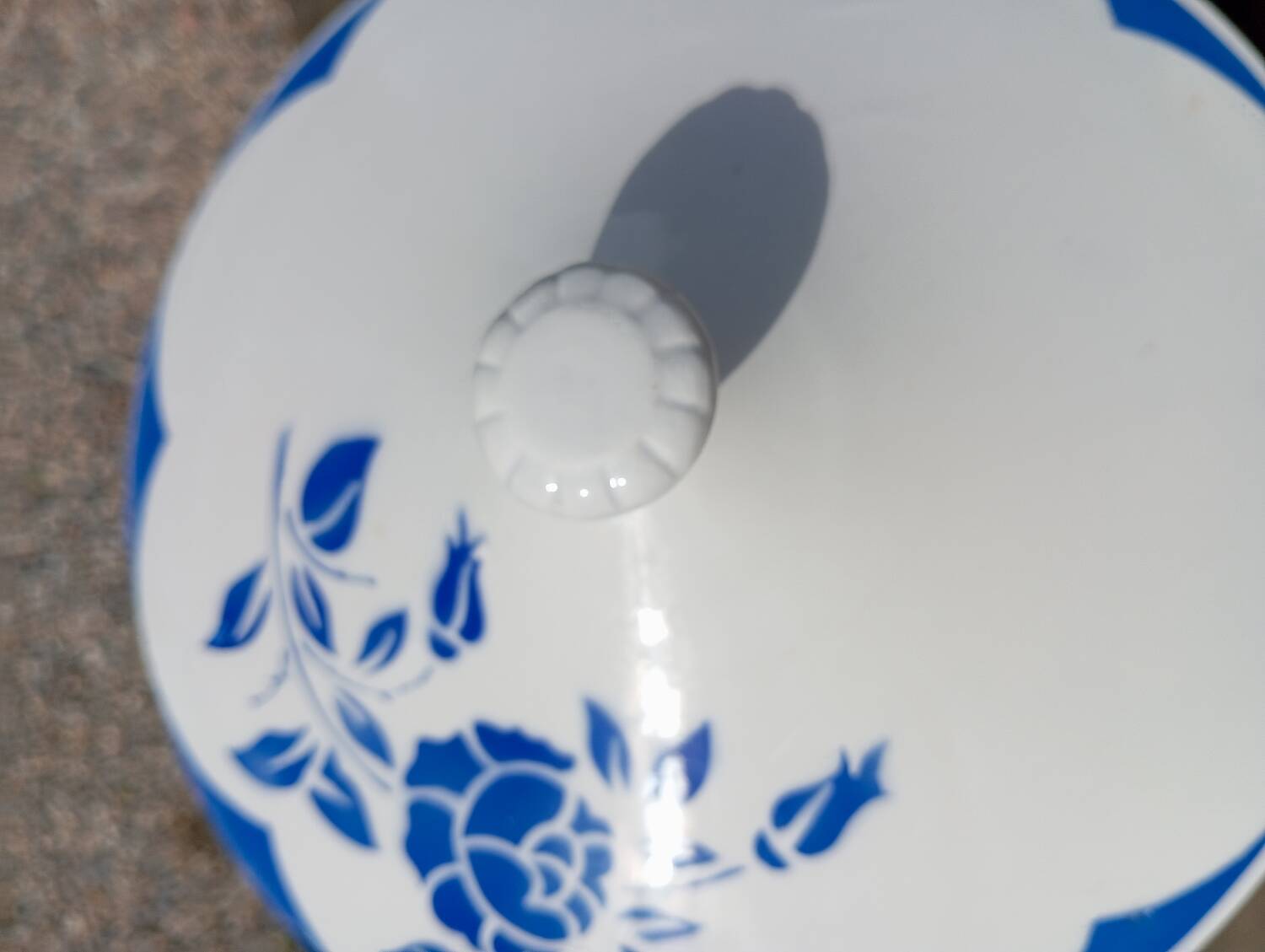 Art Deco Corsica soup tureen or vegetable dish by Digoin Sarreguemines 1930