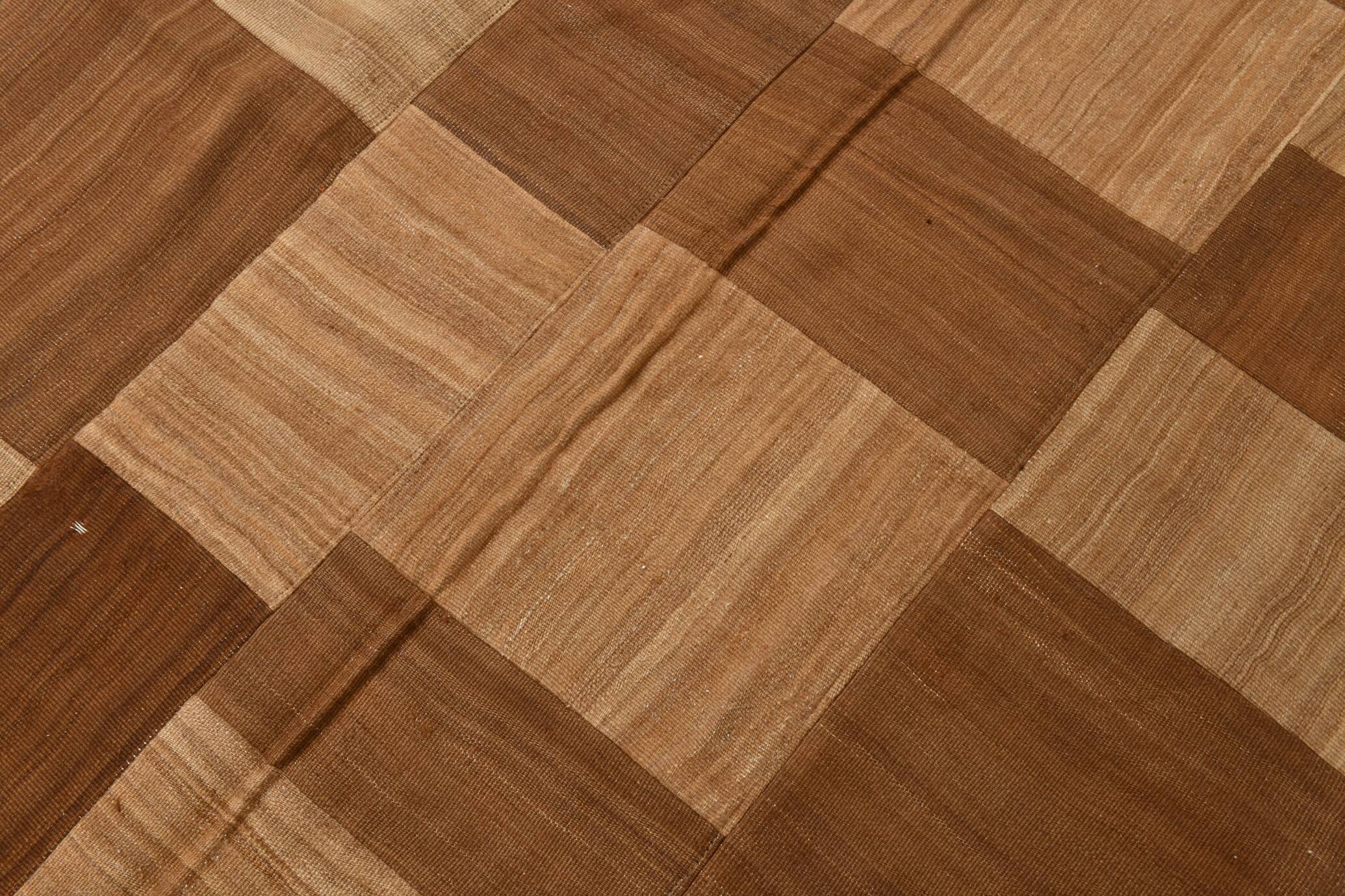 4x6 Checkered Pattern Brown Vintage Kilim Rug, 140x172Cm