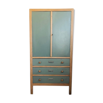 Parisian cabinet