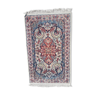 Tapis iranien soie fait main 76x131cm