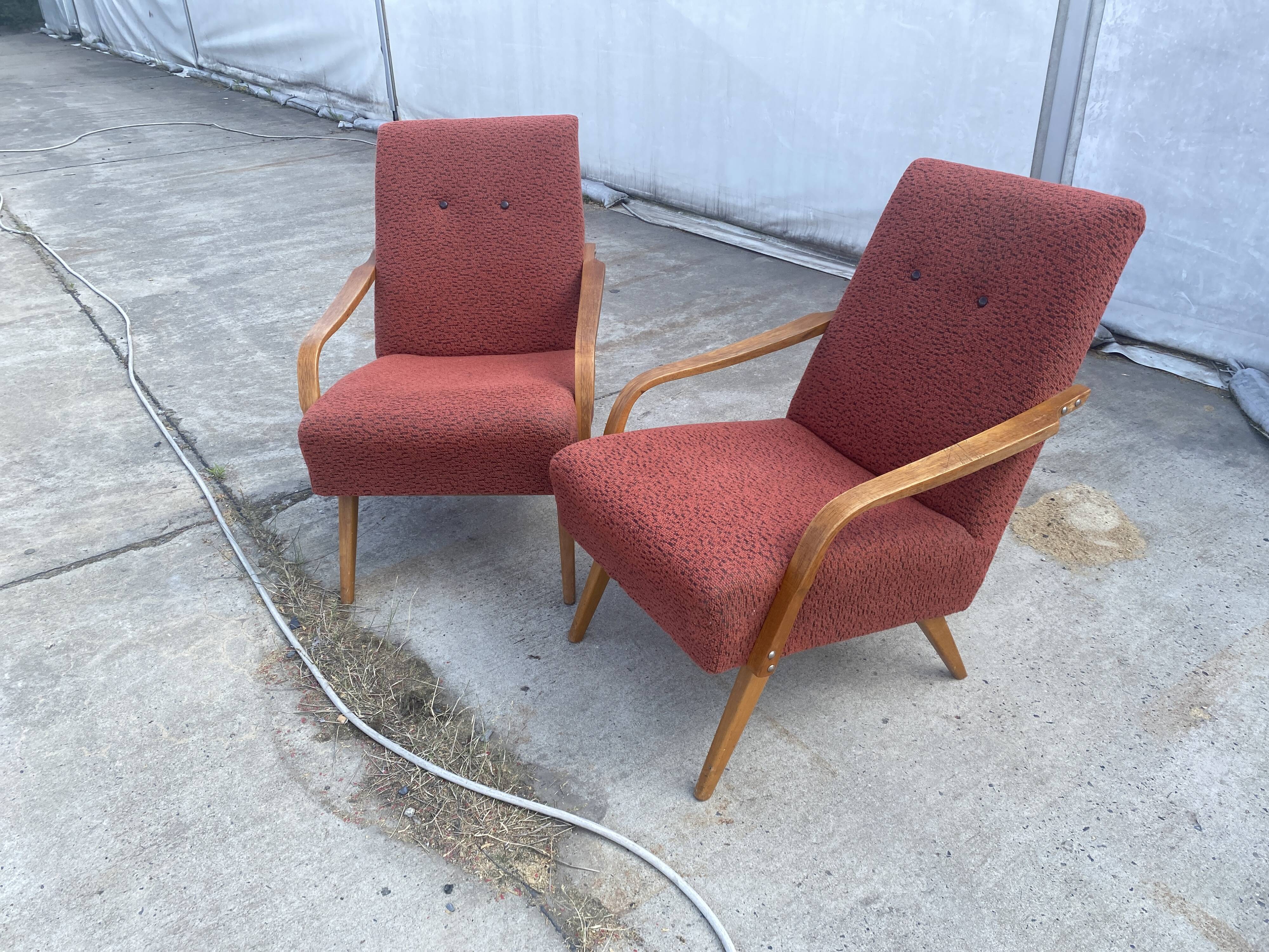 Paire de fauteuils vintage de Jaroslav Šmídek pour Cesky nabytek, 1960