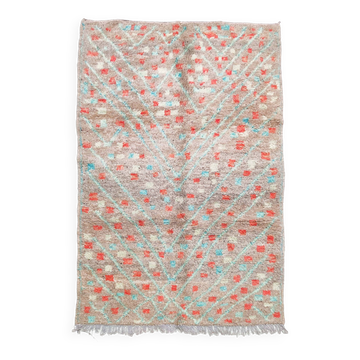 Tapis berbère marocain Boujaad coloré dimensions 2,37x1,59m