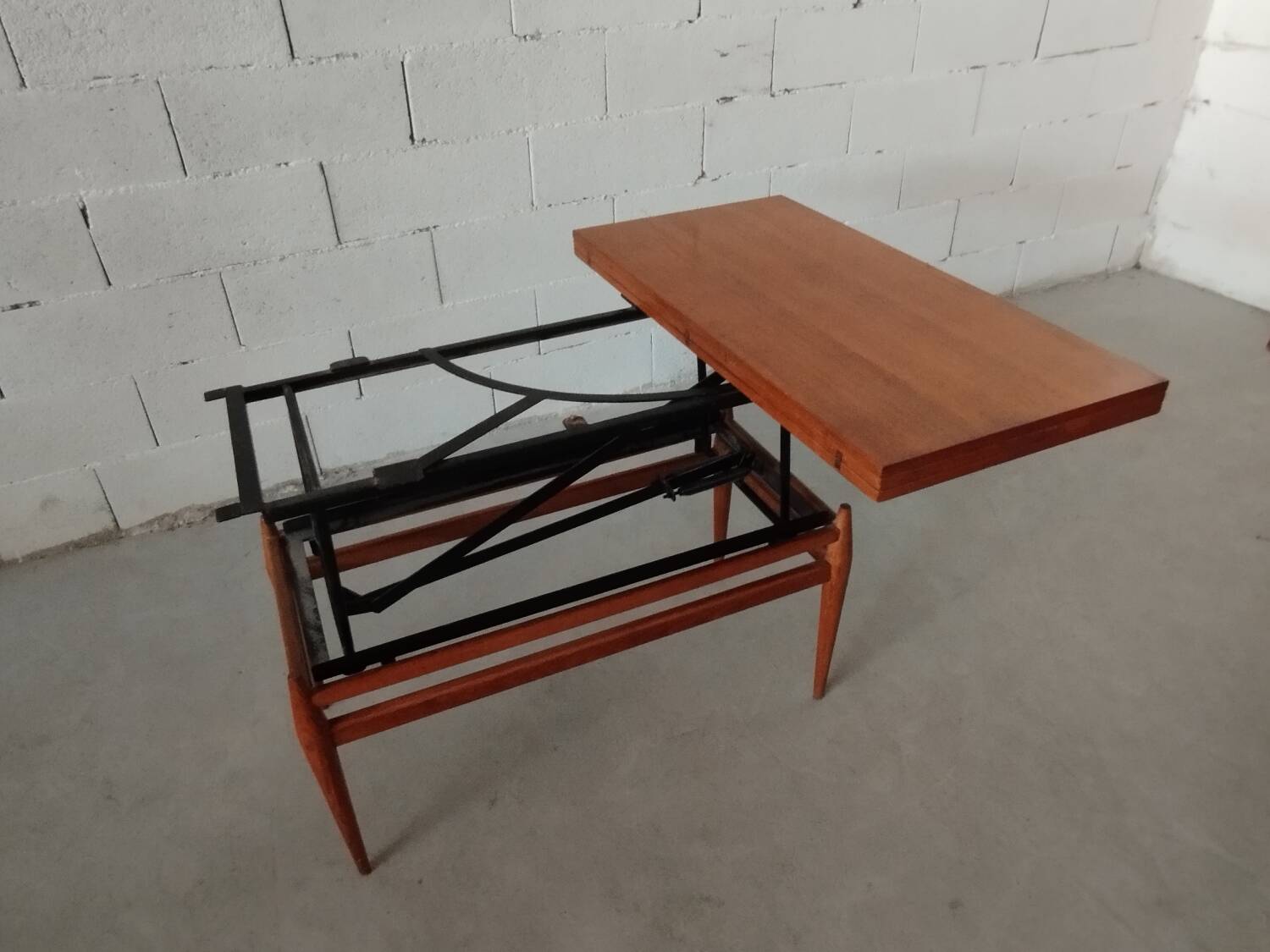 Scandinavian modular coffee table