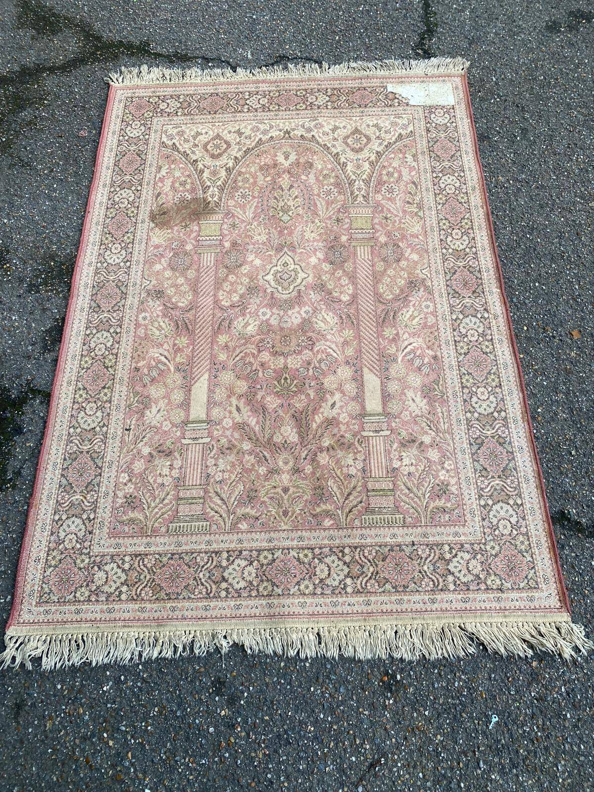 Persian rug in burgundy wool 110x170