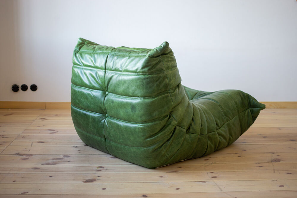 Togo armchair model designed by Michel Ducaroy 1973