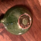 Bowl in green glazed earth