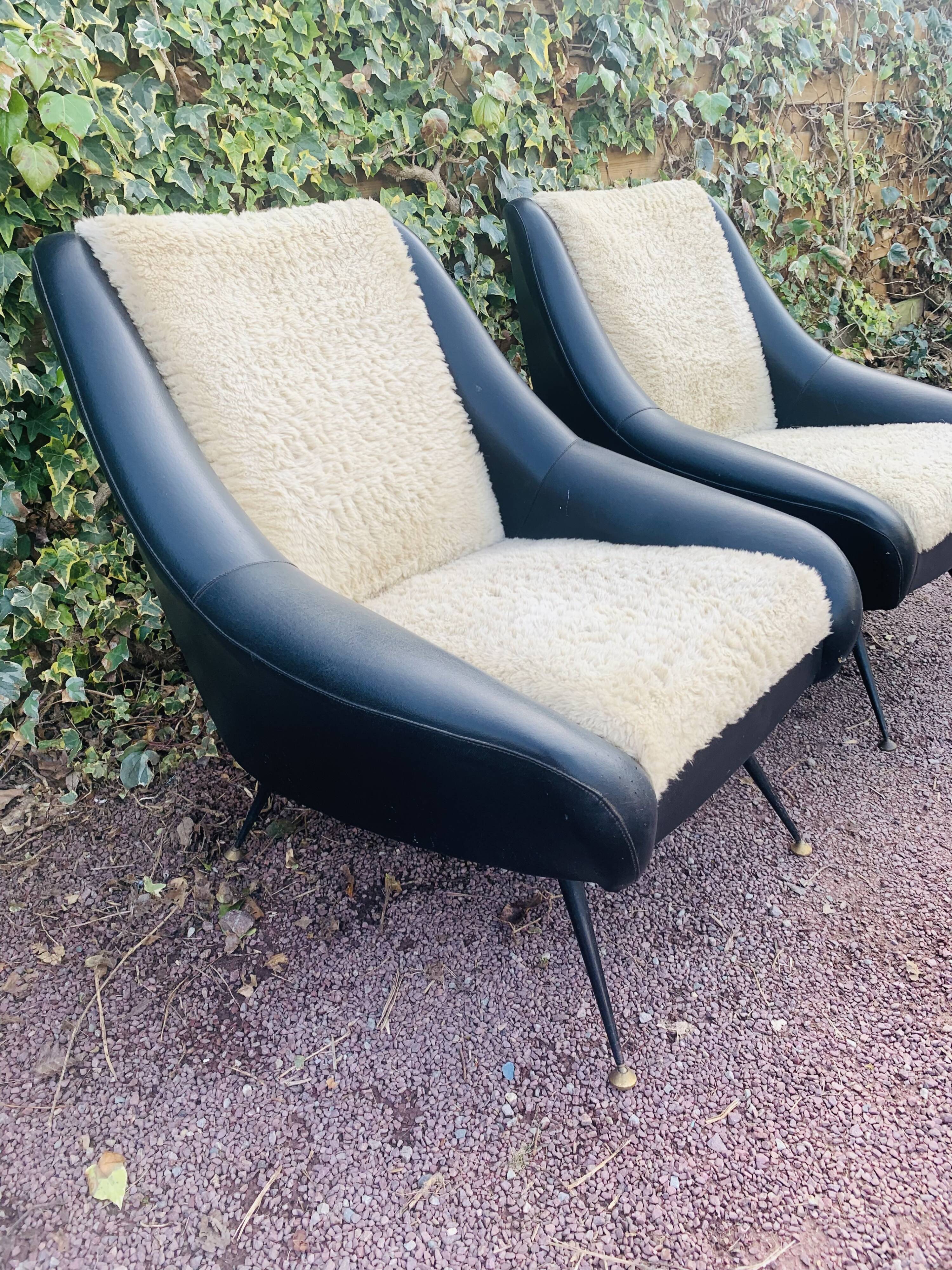 Paire de fauteuils vintage