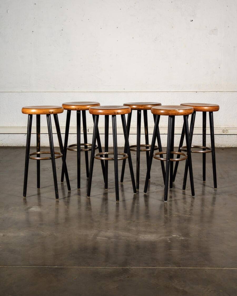 Tabouret de bar en bois et métal