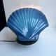 Petite lampe coquillage bleu et poissons signée vallauris années 1970