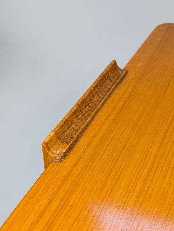 Table basse à roulettes en chêne blond, 1970