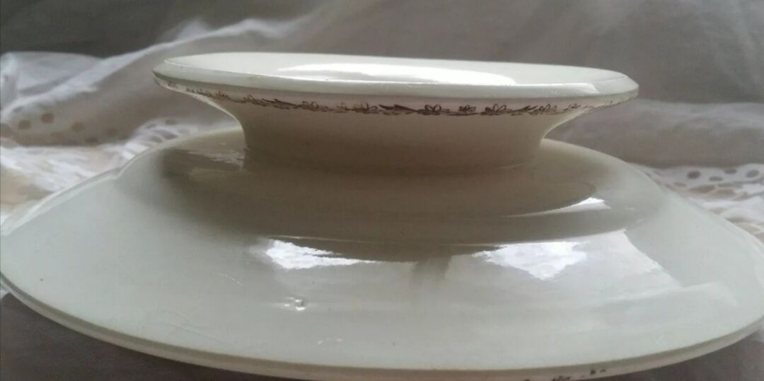 Flower and butterfly footy plate