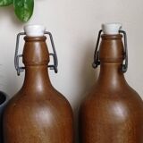 Lot 2 bouteilles anciennes en grès vernissé 0,5 L