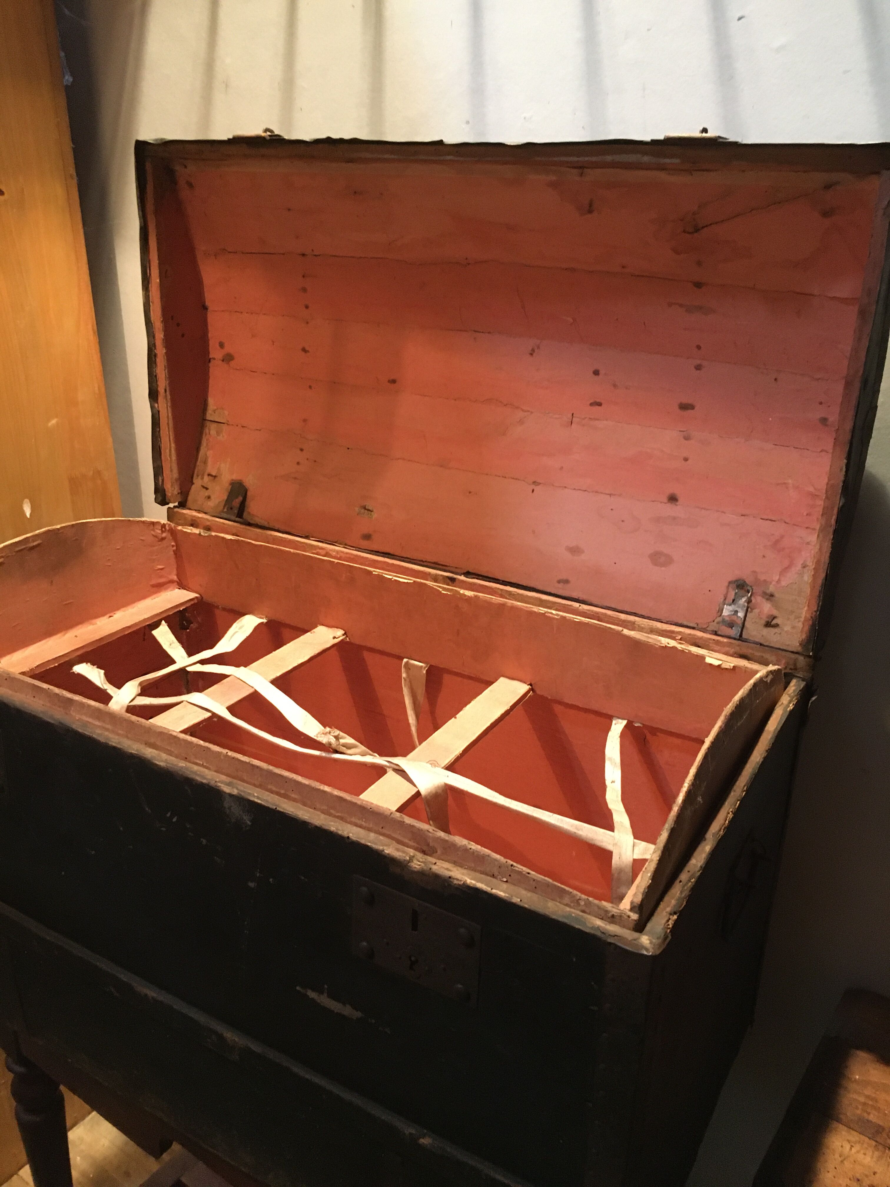 Black travel trunk with a fabric top