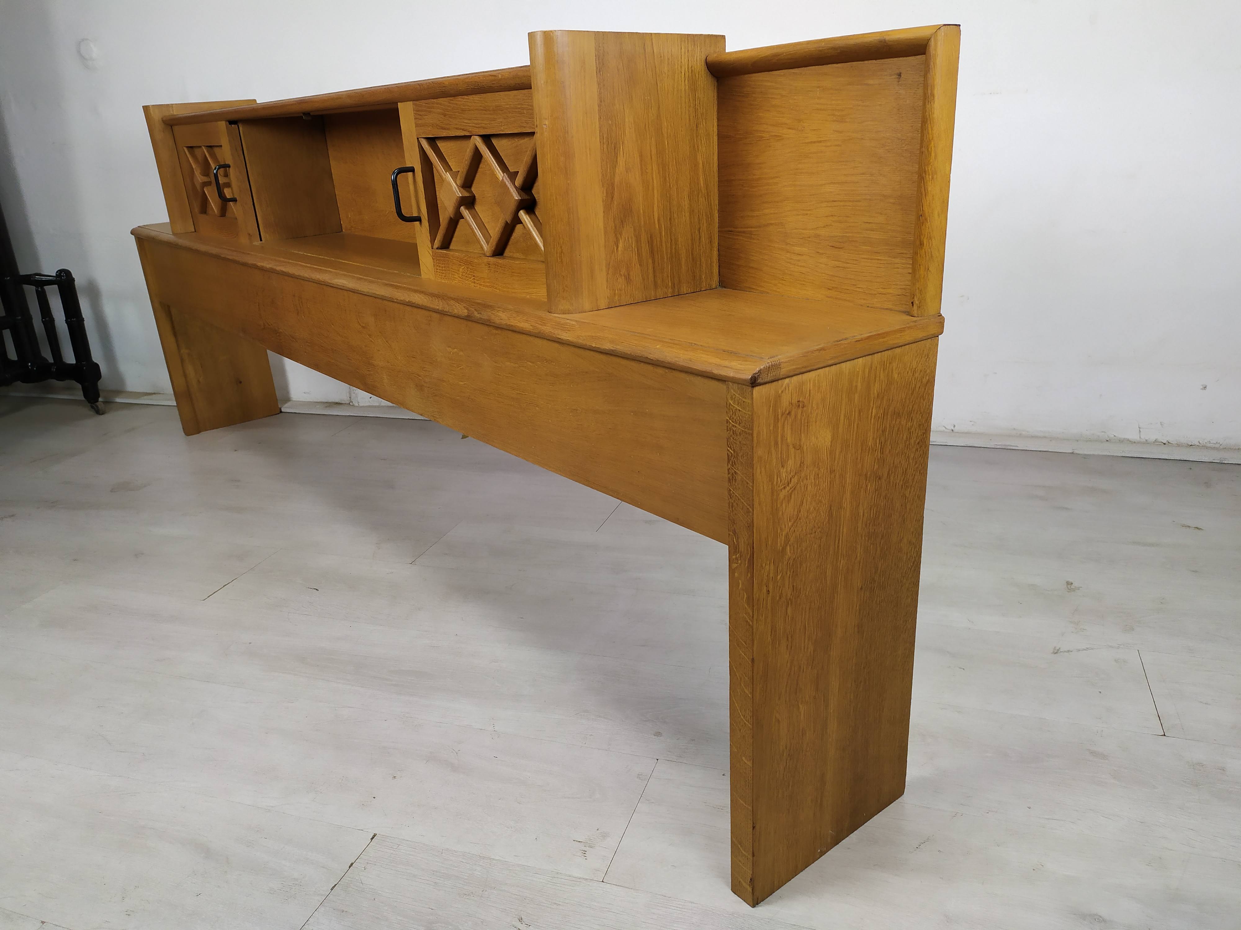 Cozy vintage headboard