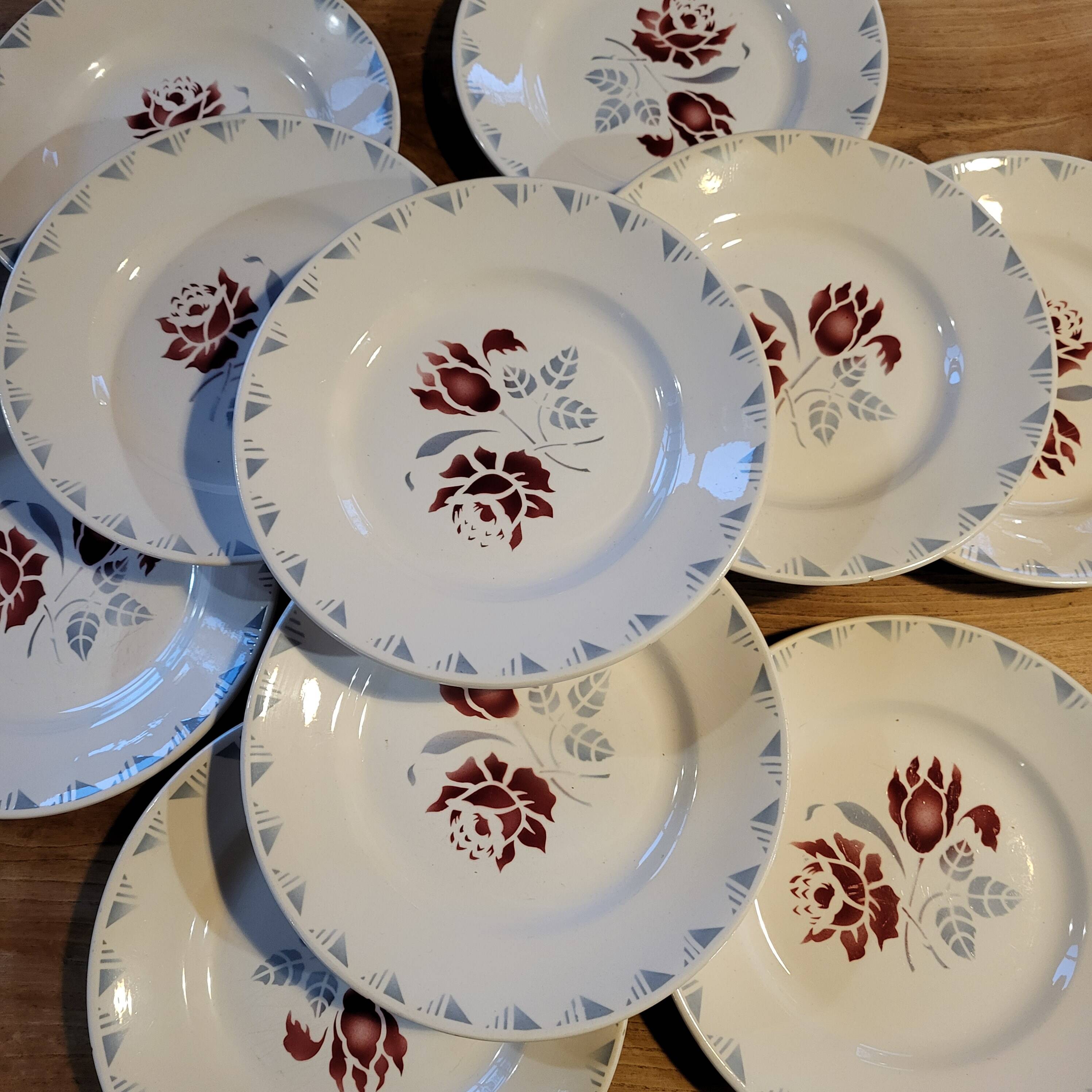 Lot of 11 flat plates Rose Rouge Niderviller
