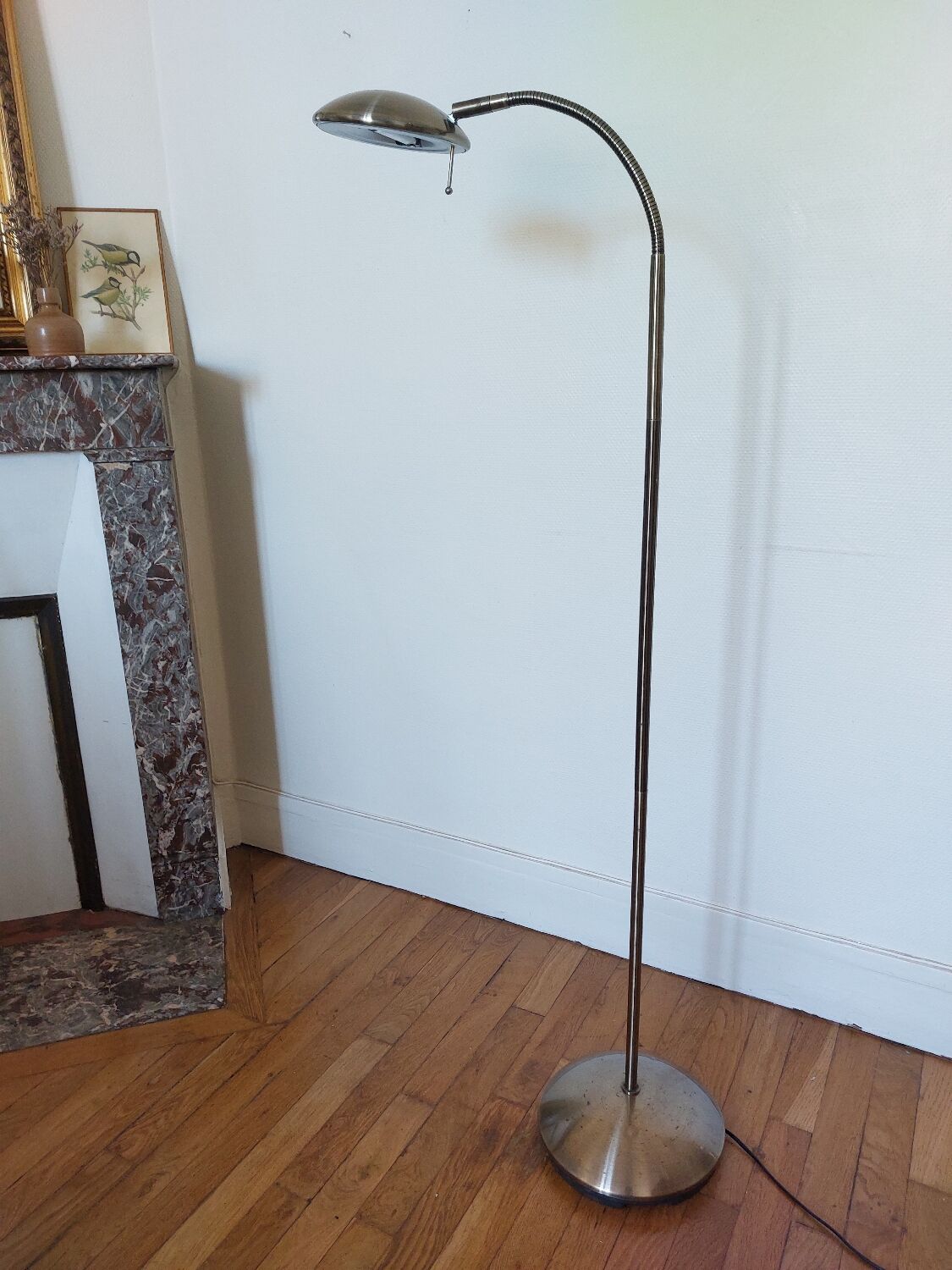 Vintage gold metal reading light