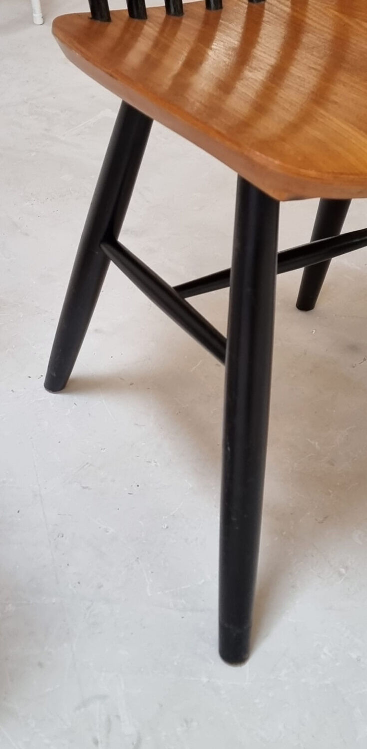 Chaises du milieu du siècle