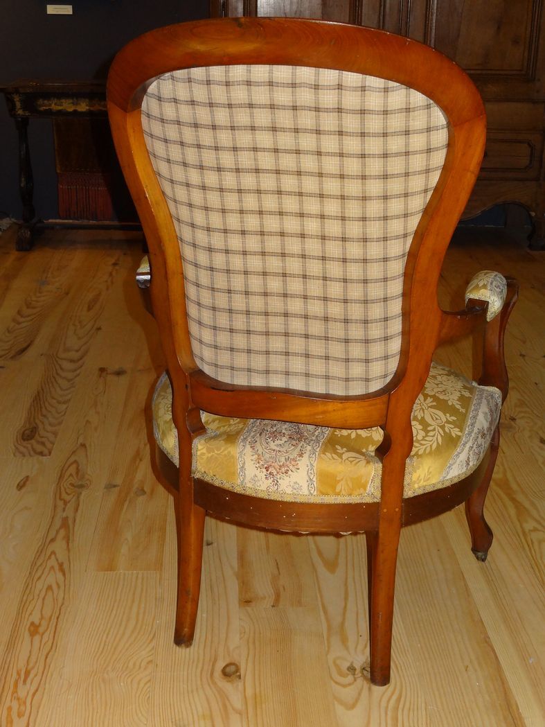 Voltaire mahogany armchair, nineteenth century