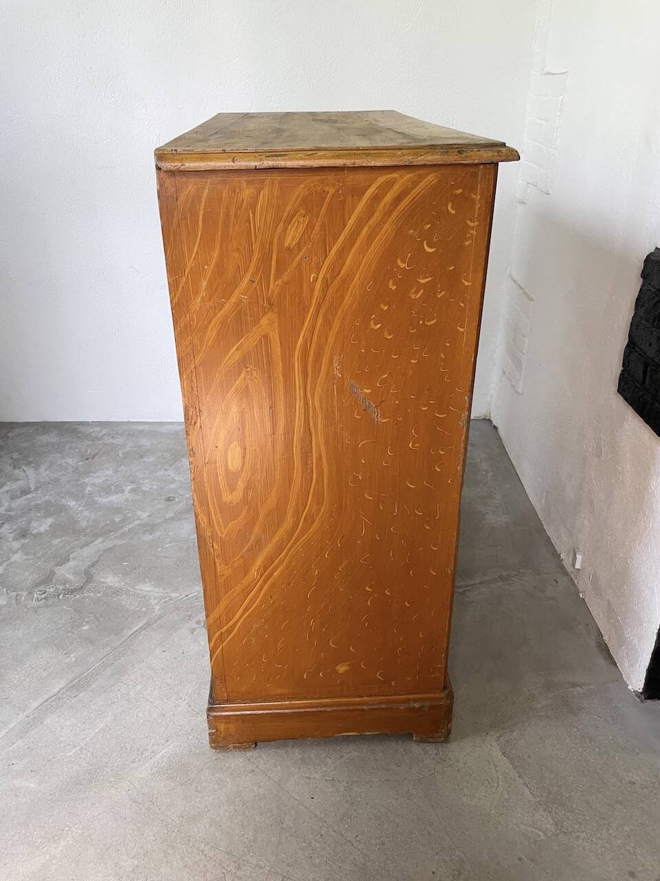 Two-body grocery cabinet, 1900