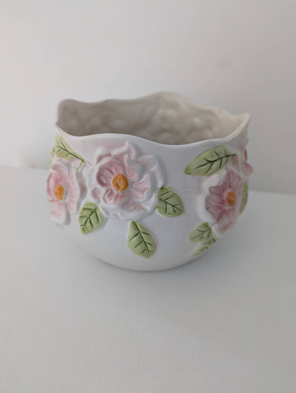 Barbotine flowerpot cover