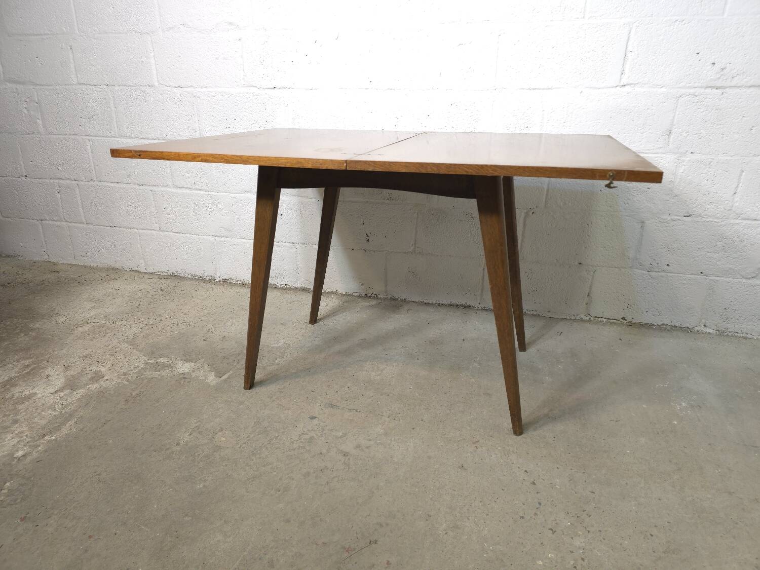 1950s Scandinavian extendable table