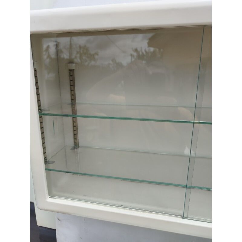 Meubles de dentiste table et étagère