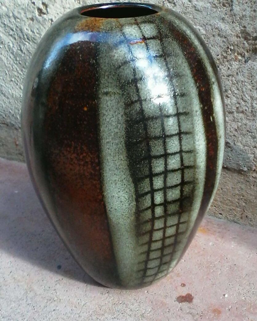 Ceramic vase by Didier Hoft