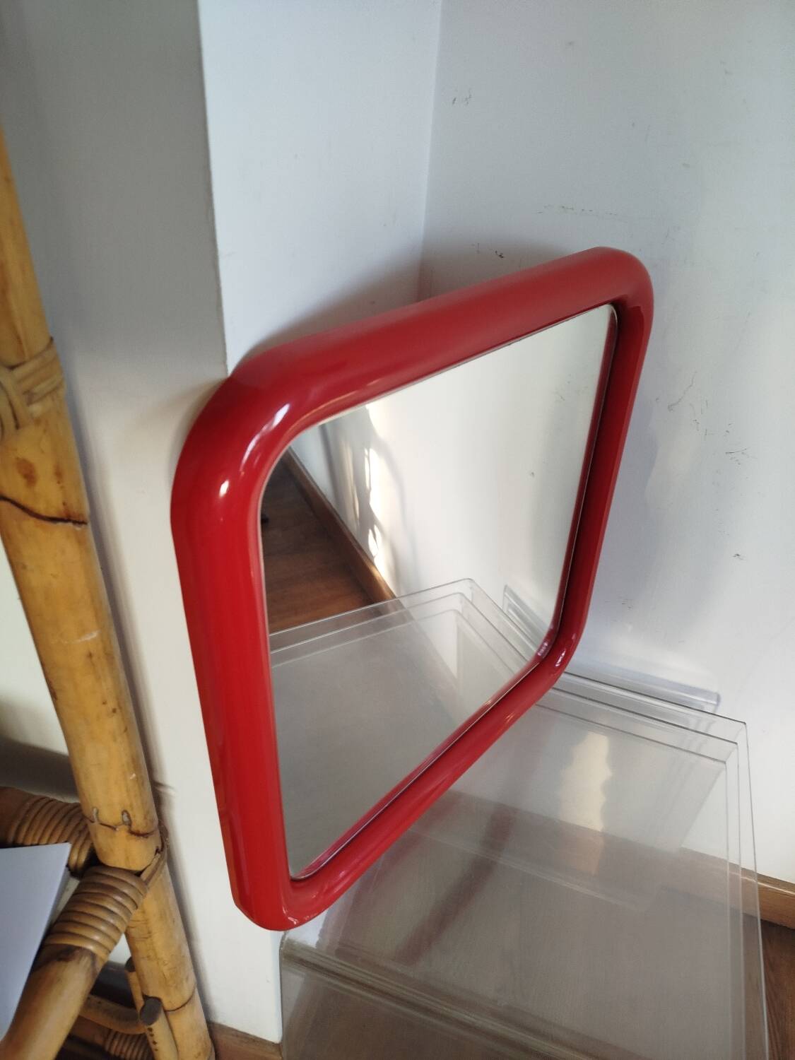 Italian design mirror by Giorgina Castigliani, 1970s