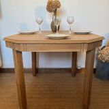 Extendable wooden art deco table for 4 to 8 people