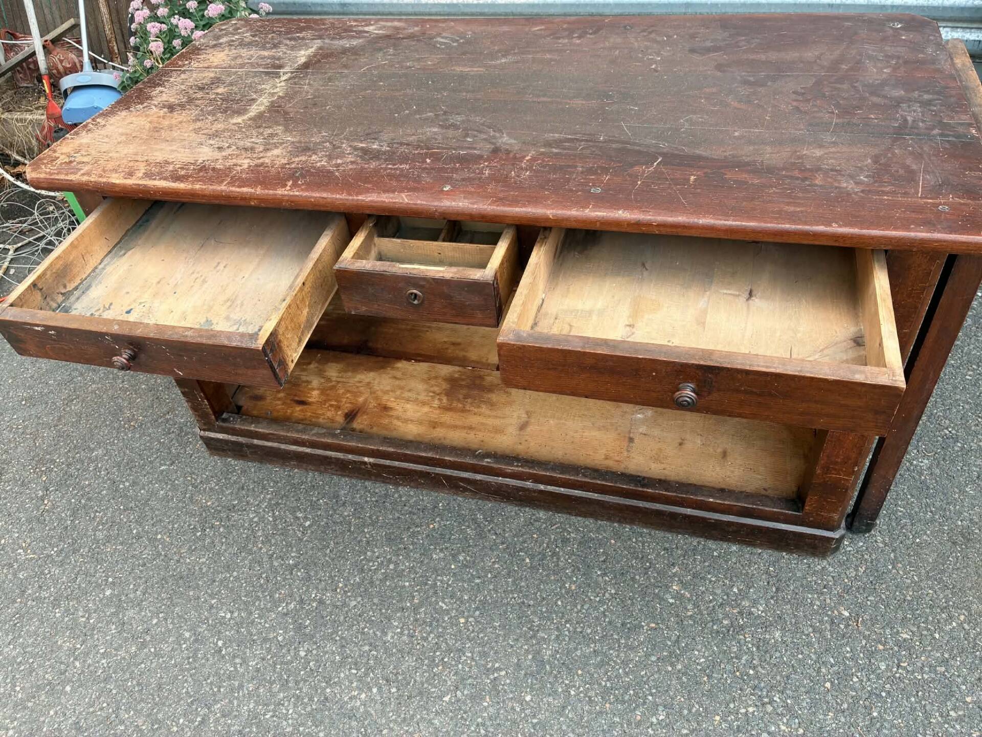 Counter Furniture
