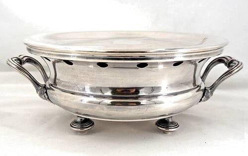 Christofle, beautiful warming tray from the 19th century, in silver-plated metal, very good condition.