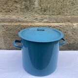 Old Blue Enamelled Pot