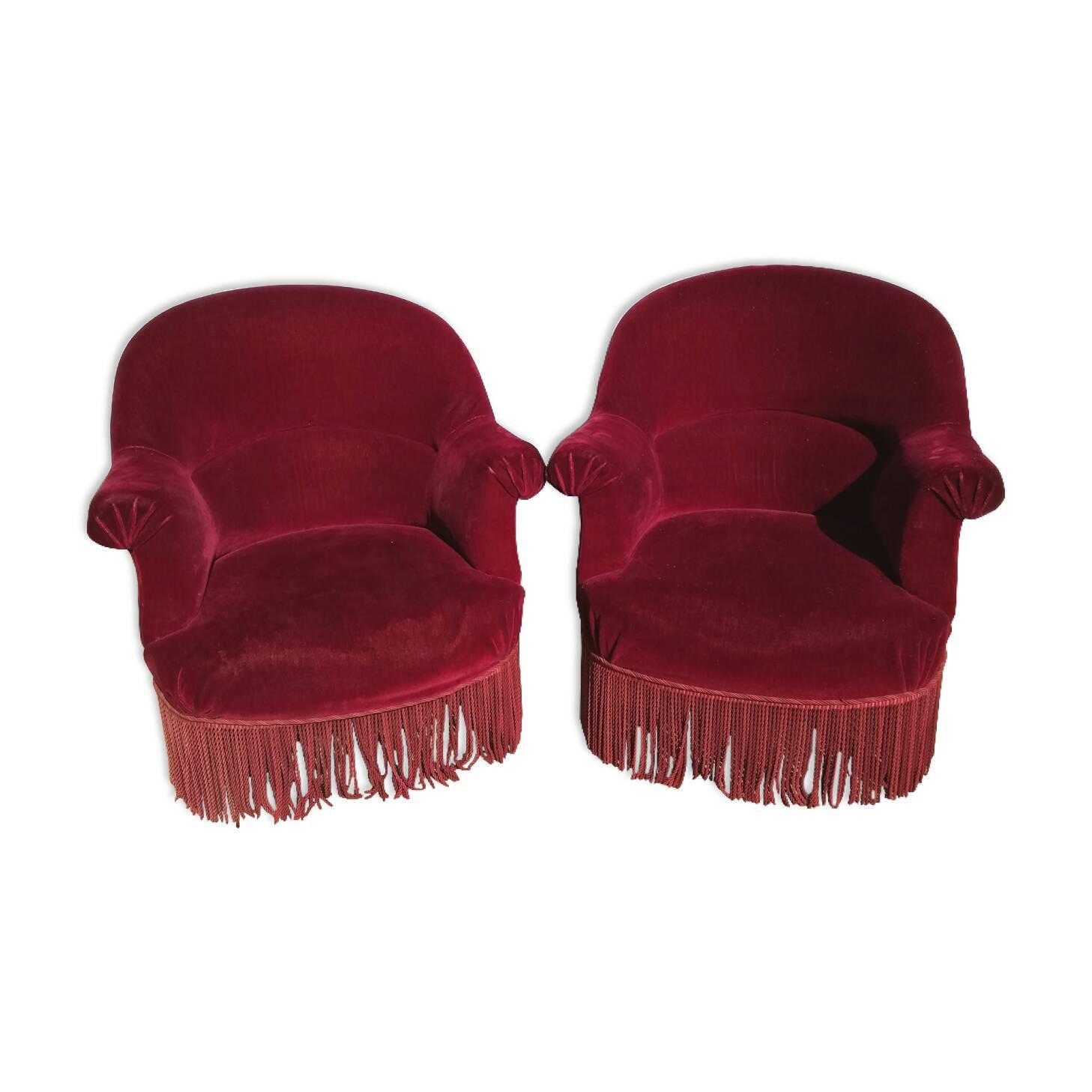 Two pretty cinema red Toad