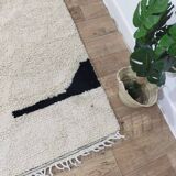 Azilal Vintage Rug 260x150 cm - Minimalist Black and Cream Design