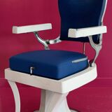 Vintage hairdressing chair