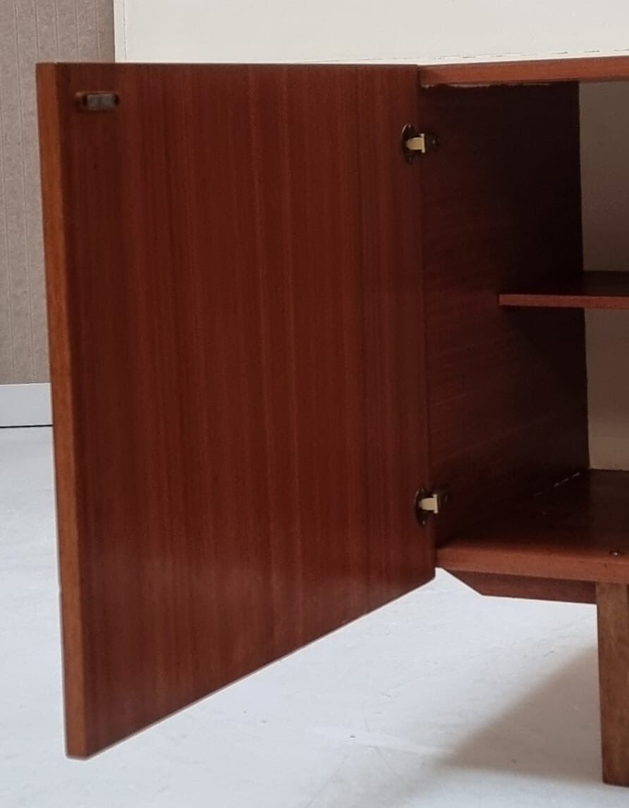 Lowboard du milieu du siècle