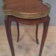Table rognon en plaquage style Louis XV