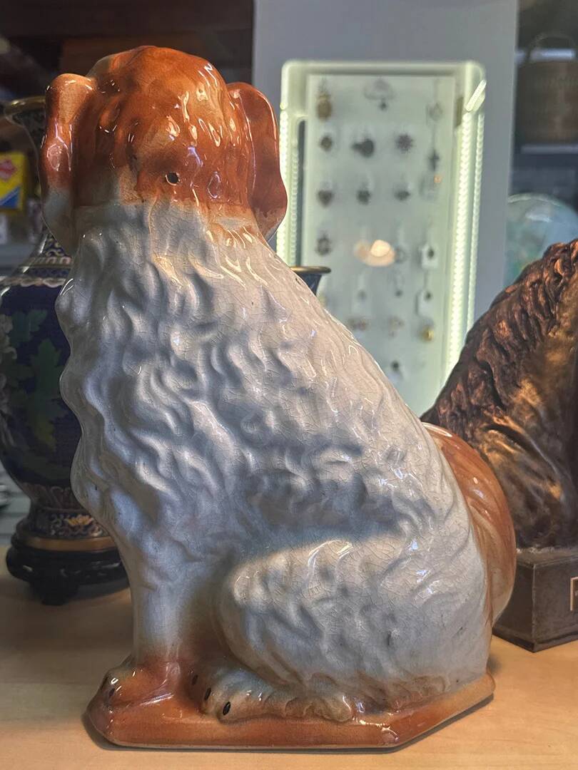 Set of 2 Dog Statues – Staffordshire – Ornament – Vintage Pair