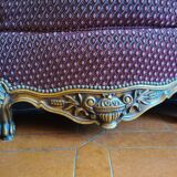 Burgundy velvet canapé bed in Louis XV Regency style.