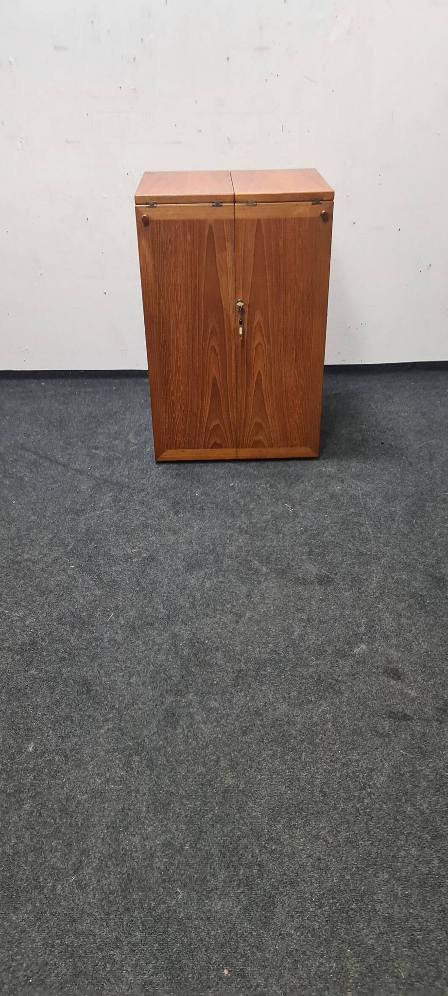 Petite table de salle à manger vintage en teck à rallonge