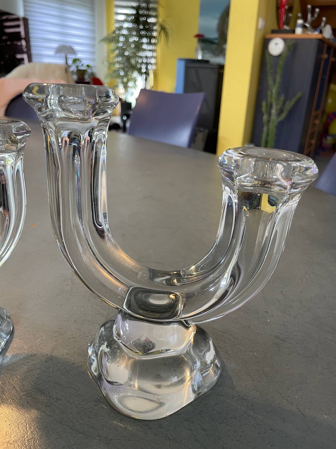 Paire de chandeliers Cristal de Vannes, collection « Le Chatel »