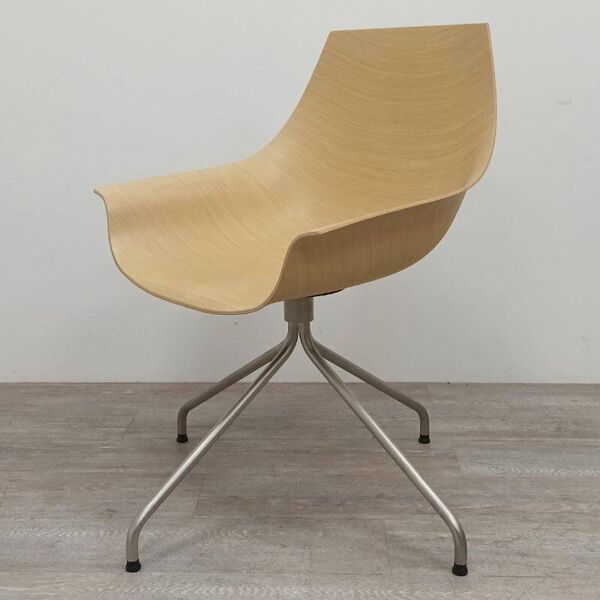 Chaise Cox de chez LAPALMA placage bois