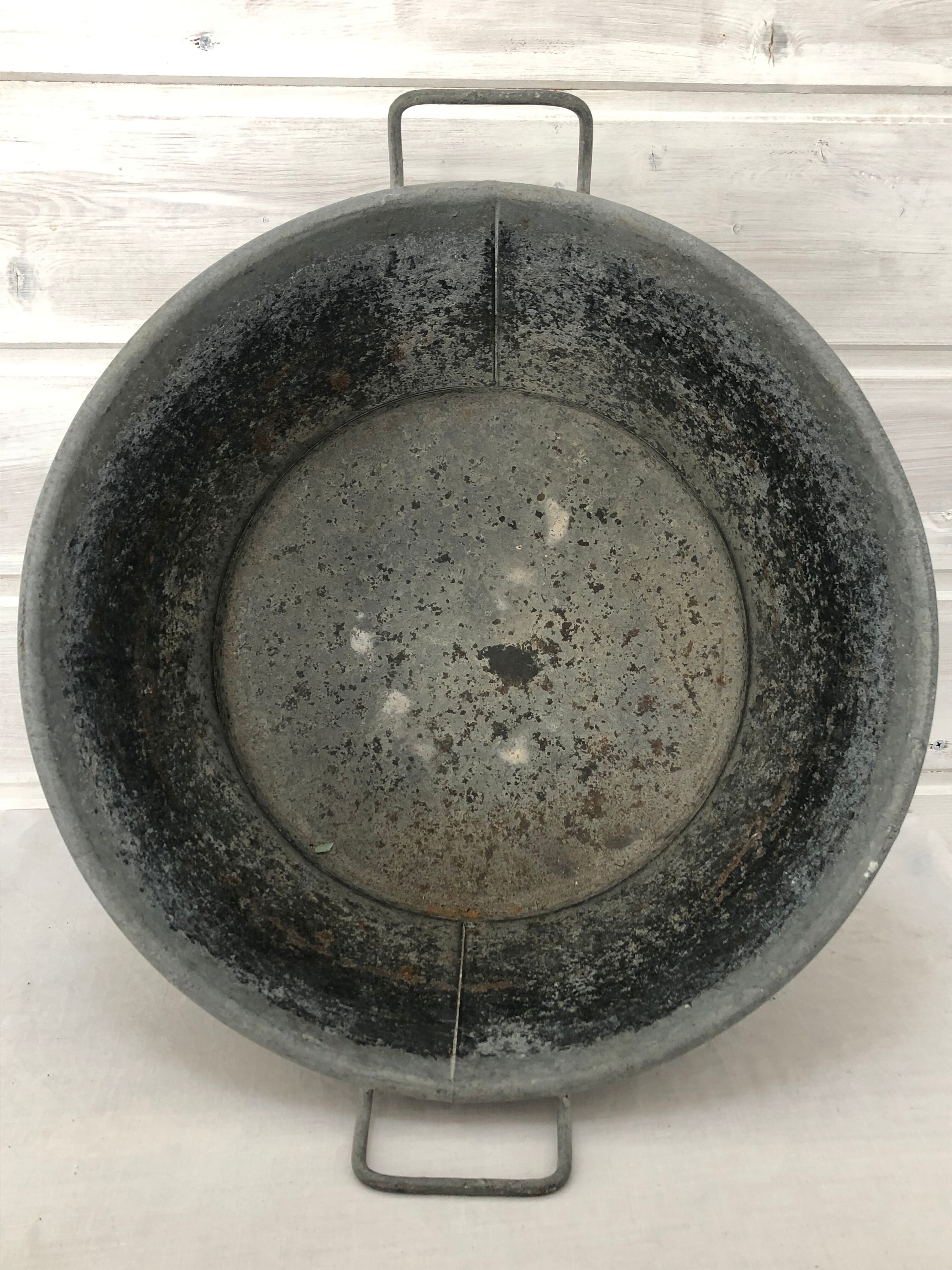 Zinc basin, kitchen or bathroom decoration
