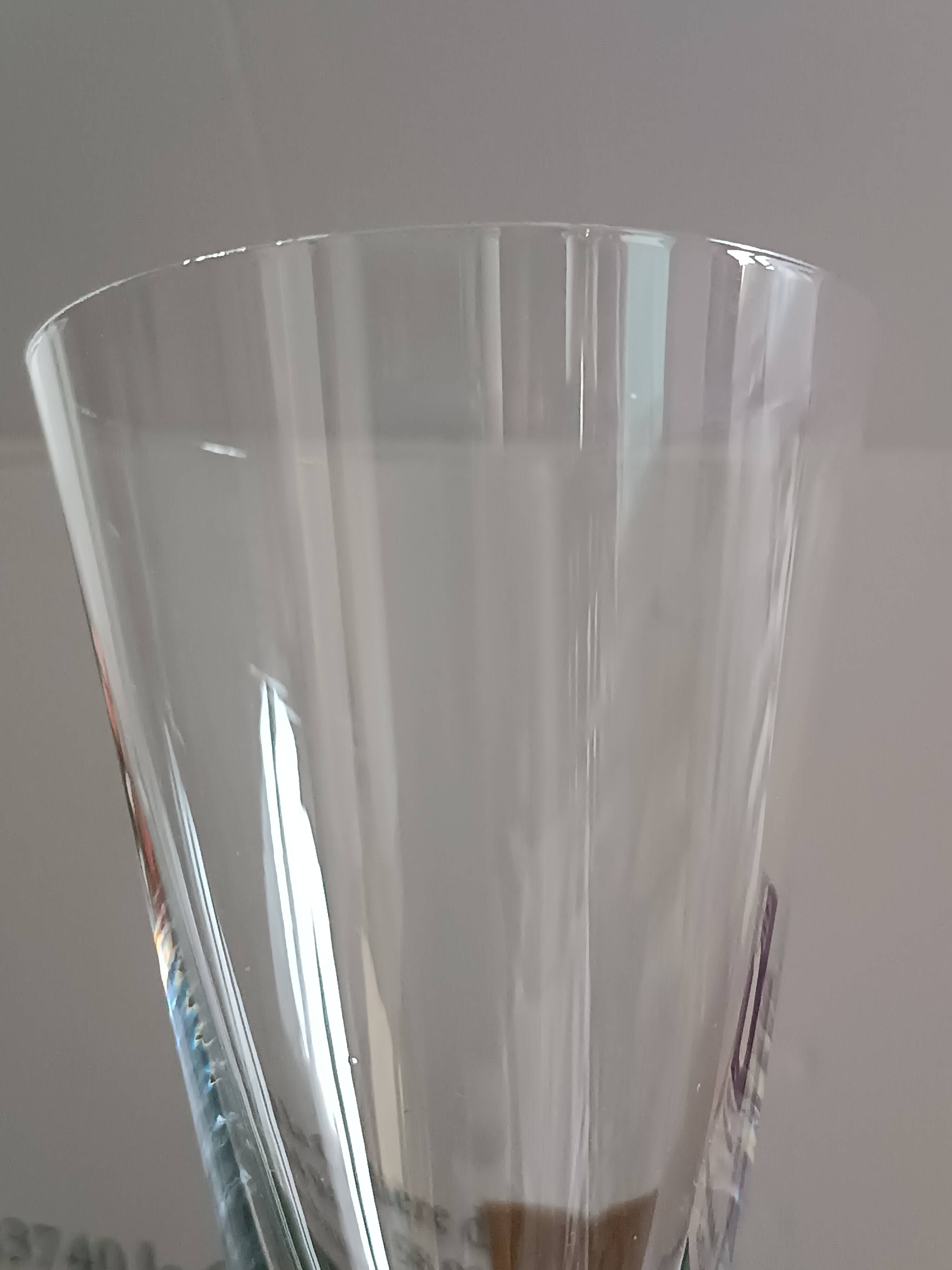 Set of 9 crystal flutes with Venus and Bacchus foot, Vannes and Bayel