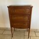 Chiffonnier de style louis XVI