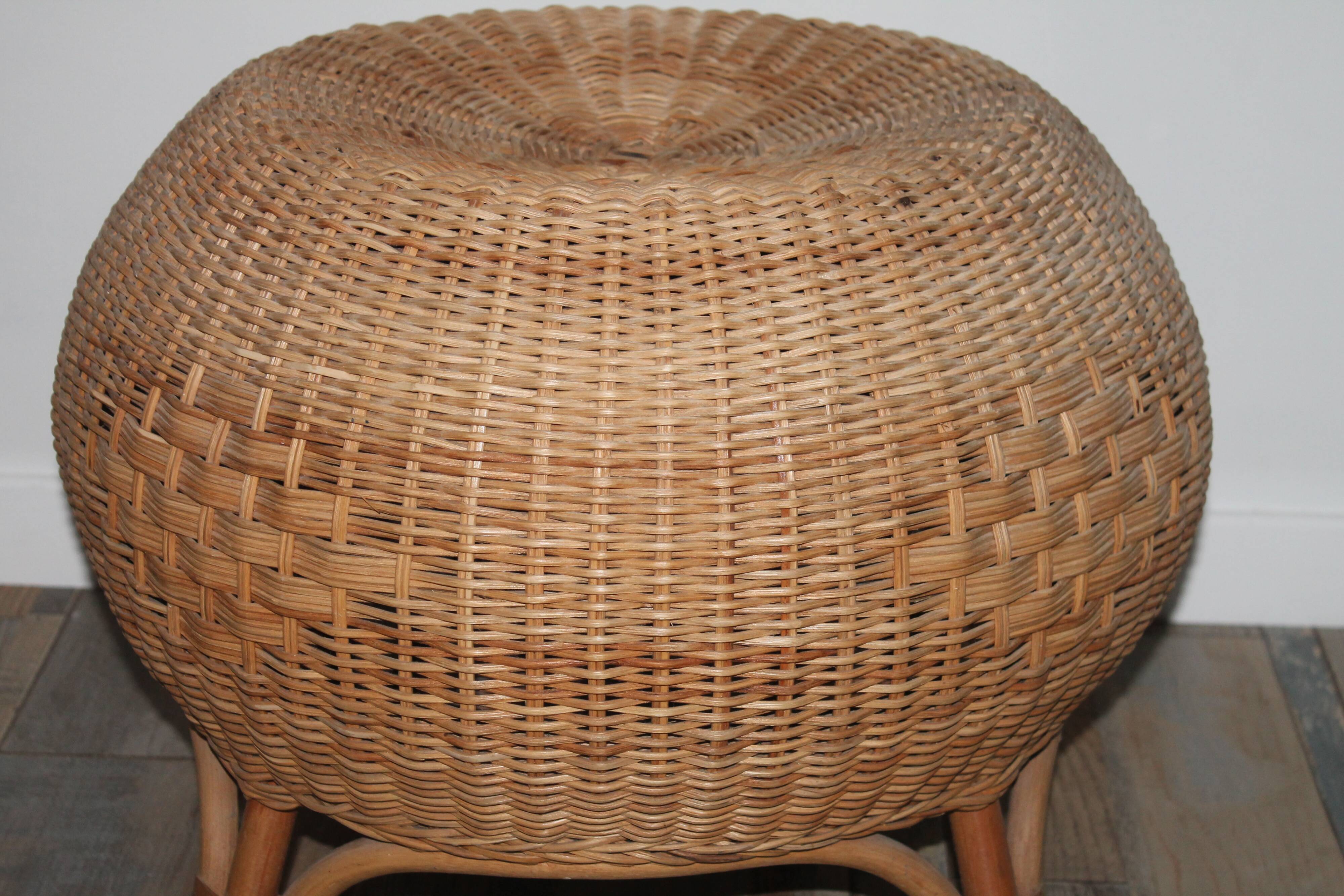 Pouf in osier and rattan from the 70s