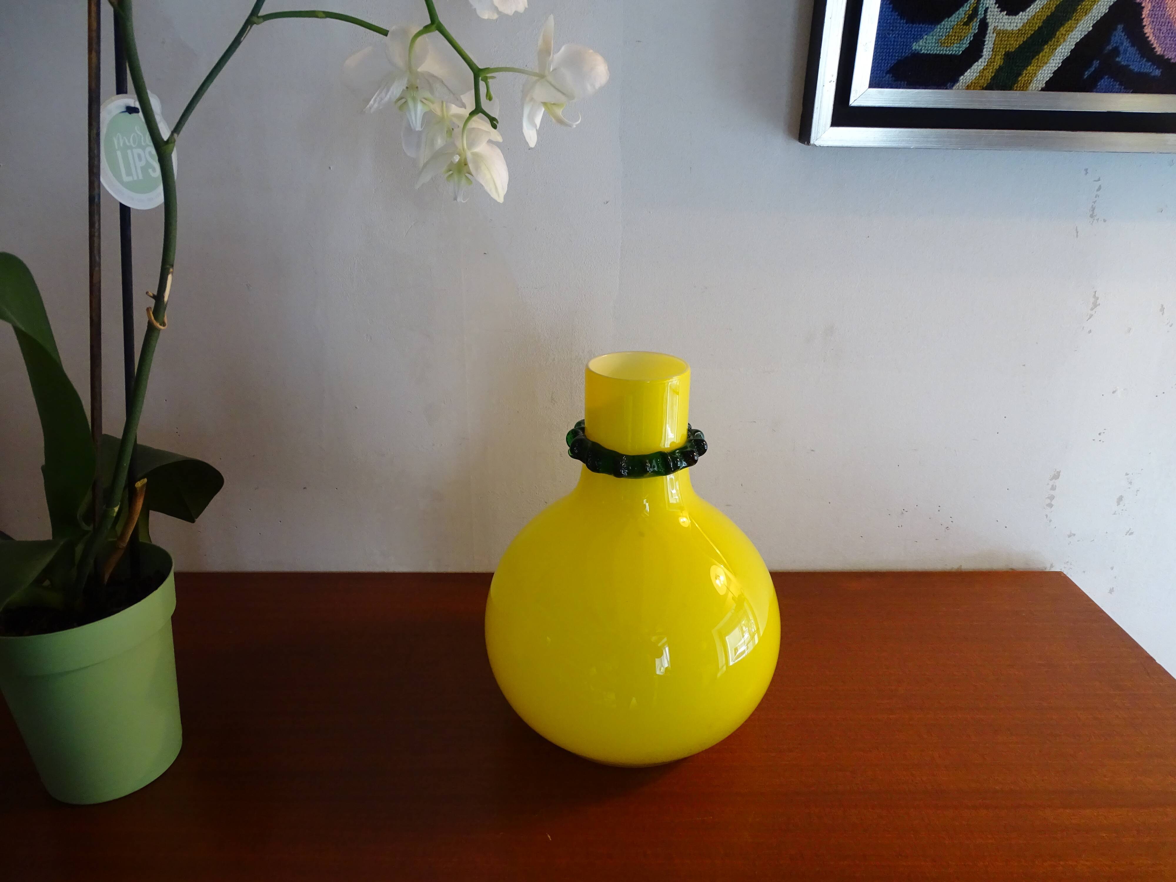 Vase ball glass murano lemon yellow